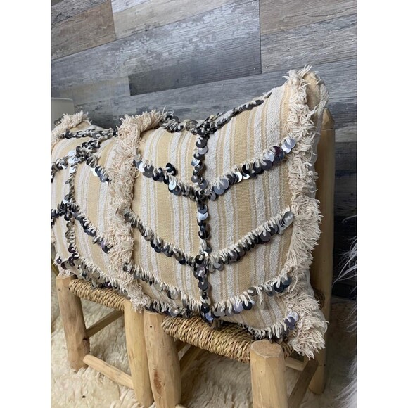 Vintage Handira Pillow, Authentic Moroccan Berber Throw Cushion 03YS00211 - Picture 4 of 10
